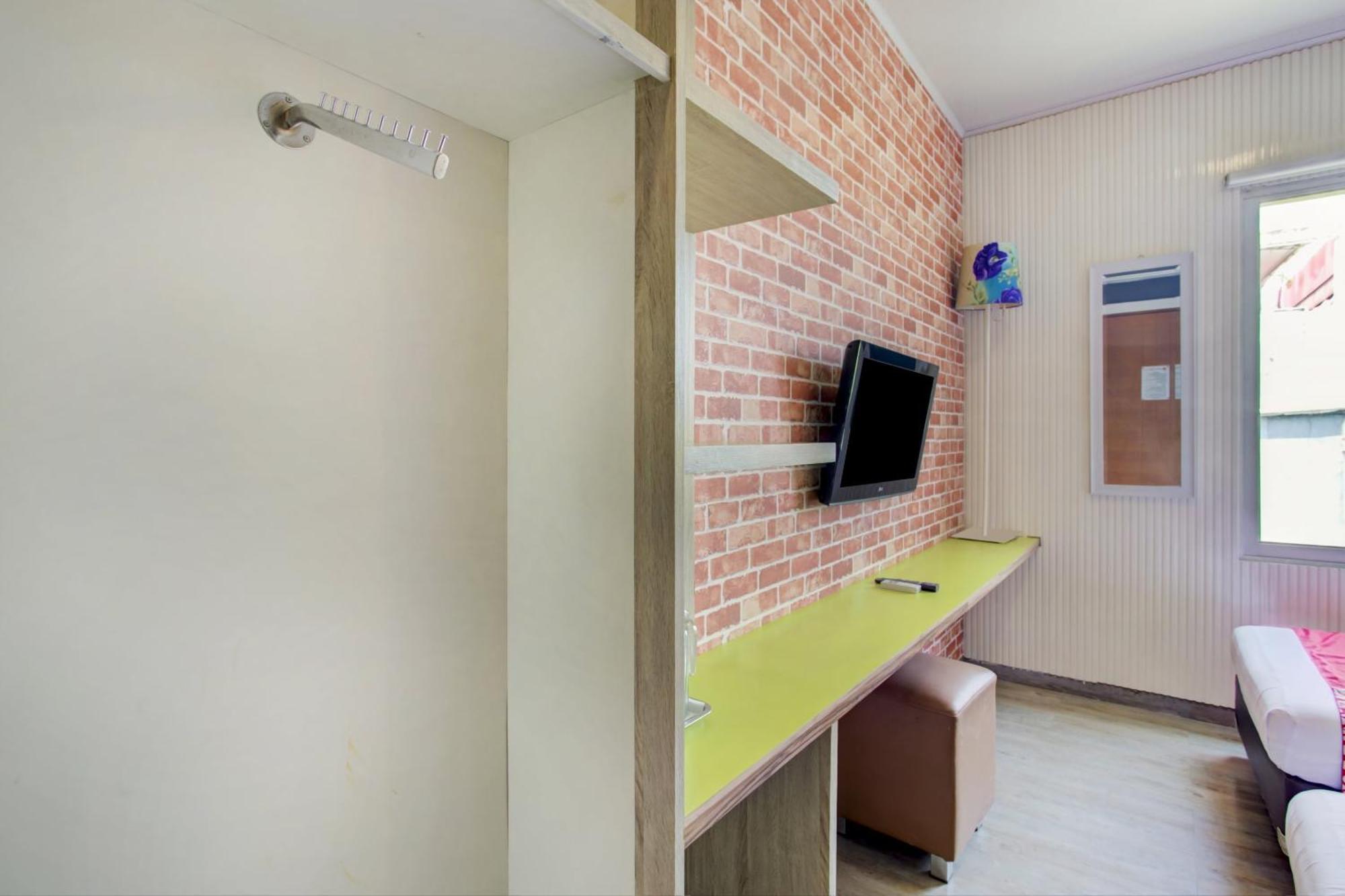ג'קרטה Collection O Gambir Near Masjid Istiqlal Formerly Aleander Hotel מראה חיצוני תמונה